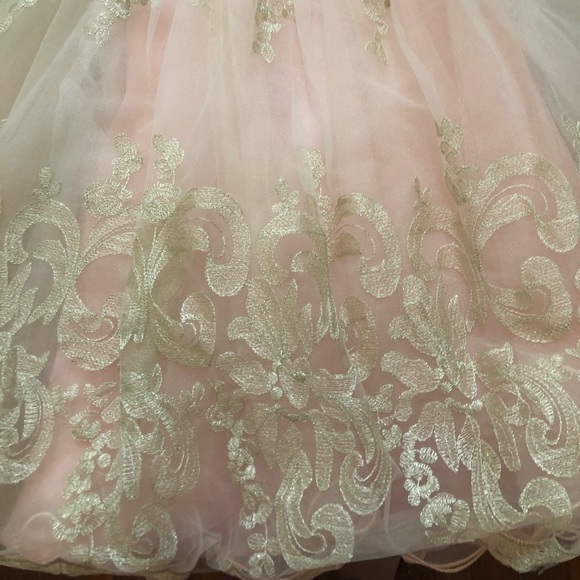 Chi Chi London Women’s Petal Pink Lace Midi Dress - Picture 9 of 14